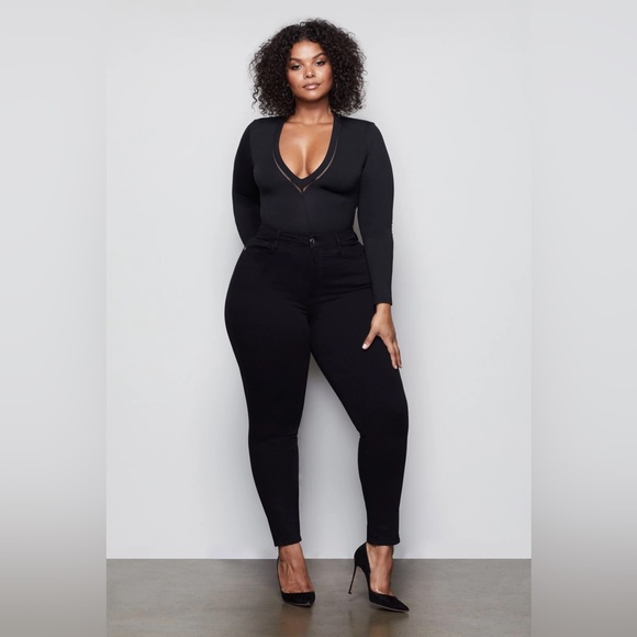 Good American Good Legs Jeans - Picture 2 of 2